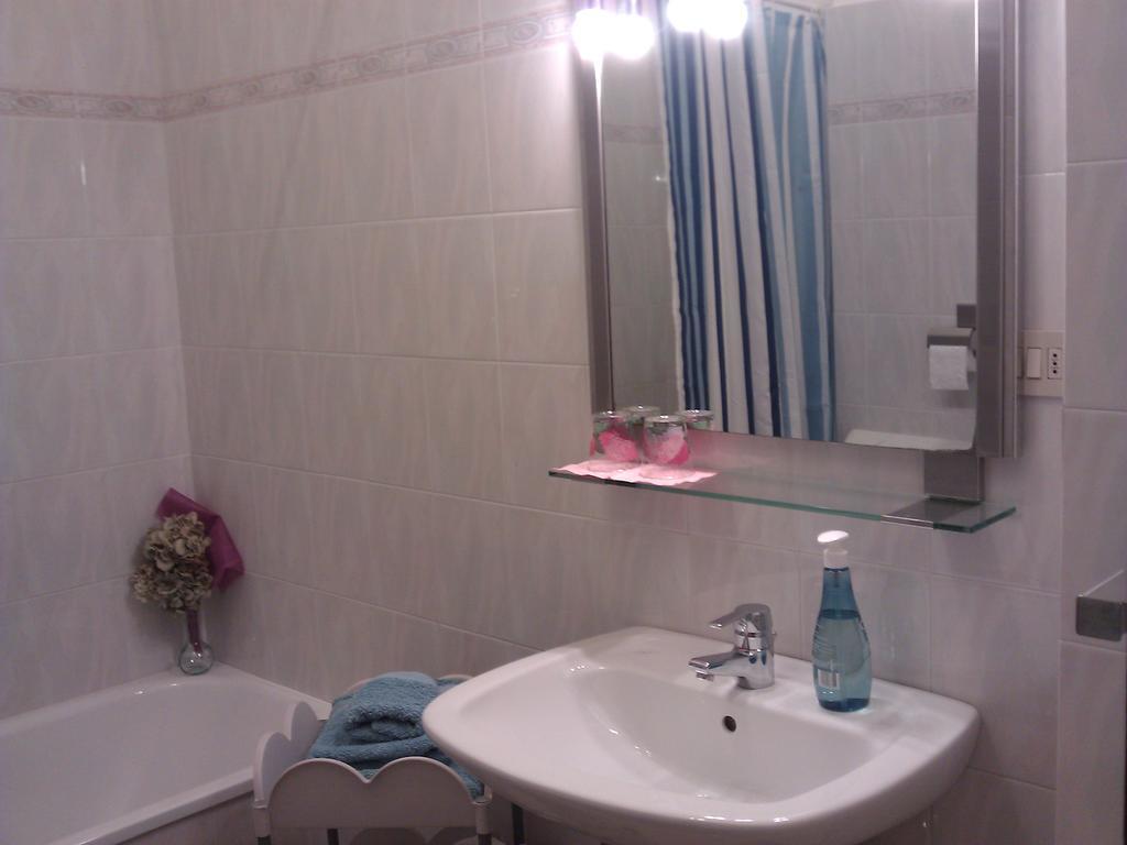 Le Ortensie Di Via Rossetti Bed & Breakfast Trieste Bagian luar foto