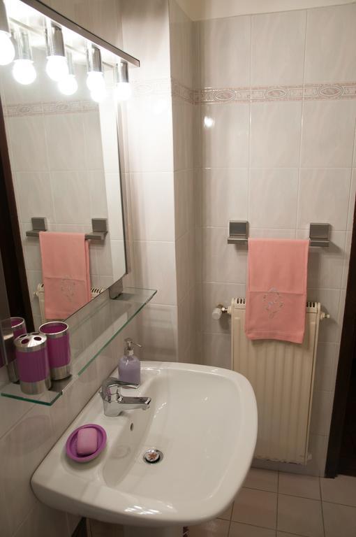 Le Ortensie Di Via Rossetti Bed & Breakfast Trieste Bagian luar foto